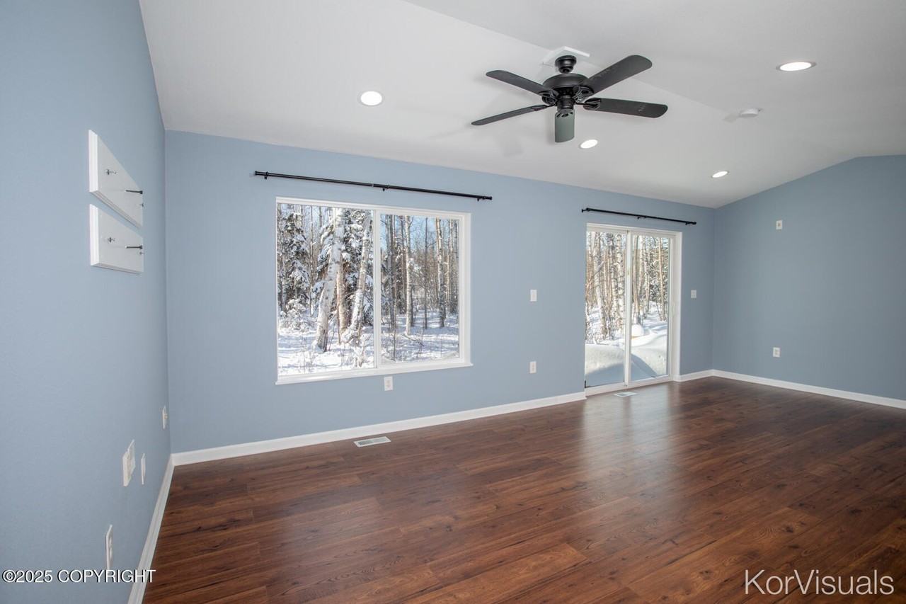 761 W Selina Ln #1 - Photo 5 of 27