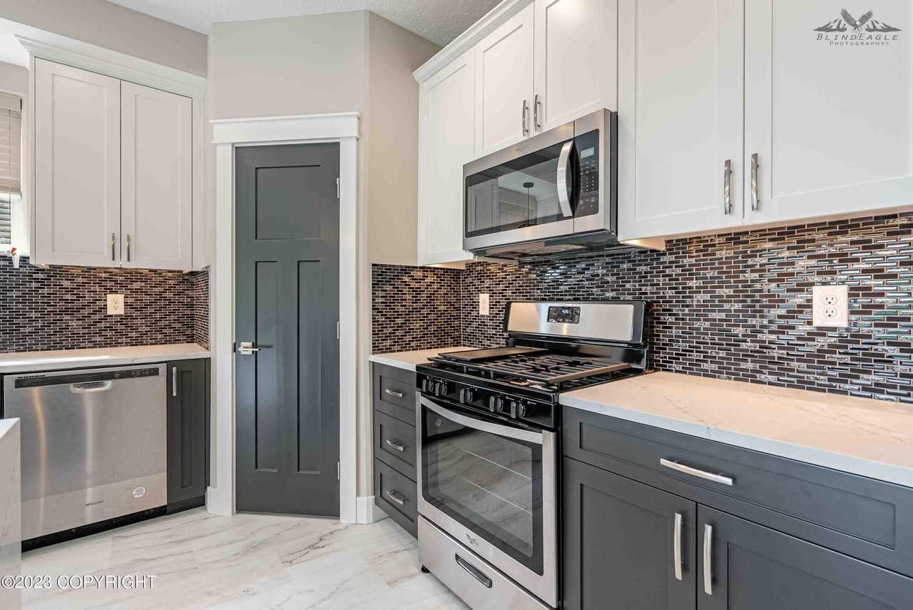 7650 E Ashmore Ave #1 - Photo 7 of 38