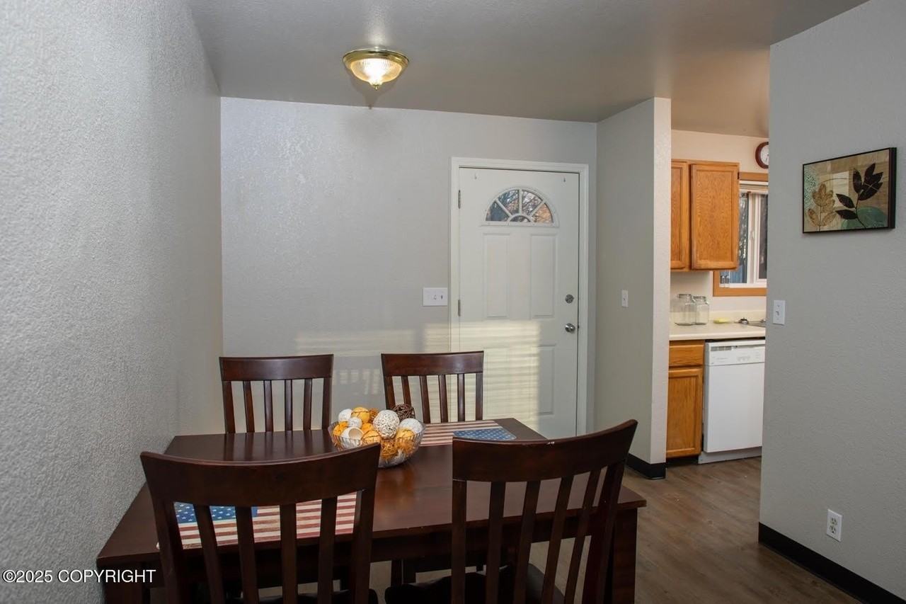 2651 E Quiet Cir #A4 - Photo 5 of 10