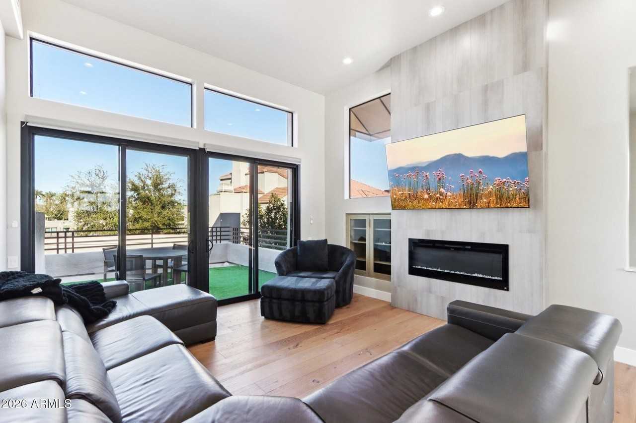 8989 N Gainey Center Dr Unit 237 #237 - Photo 7 of 37