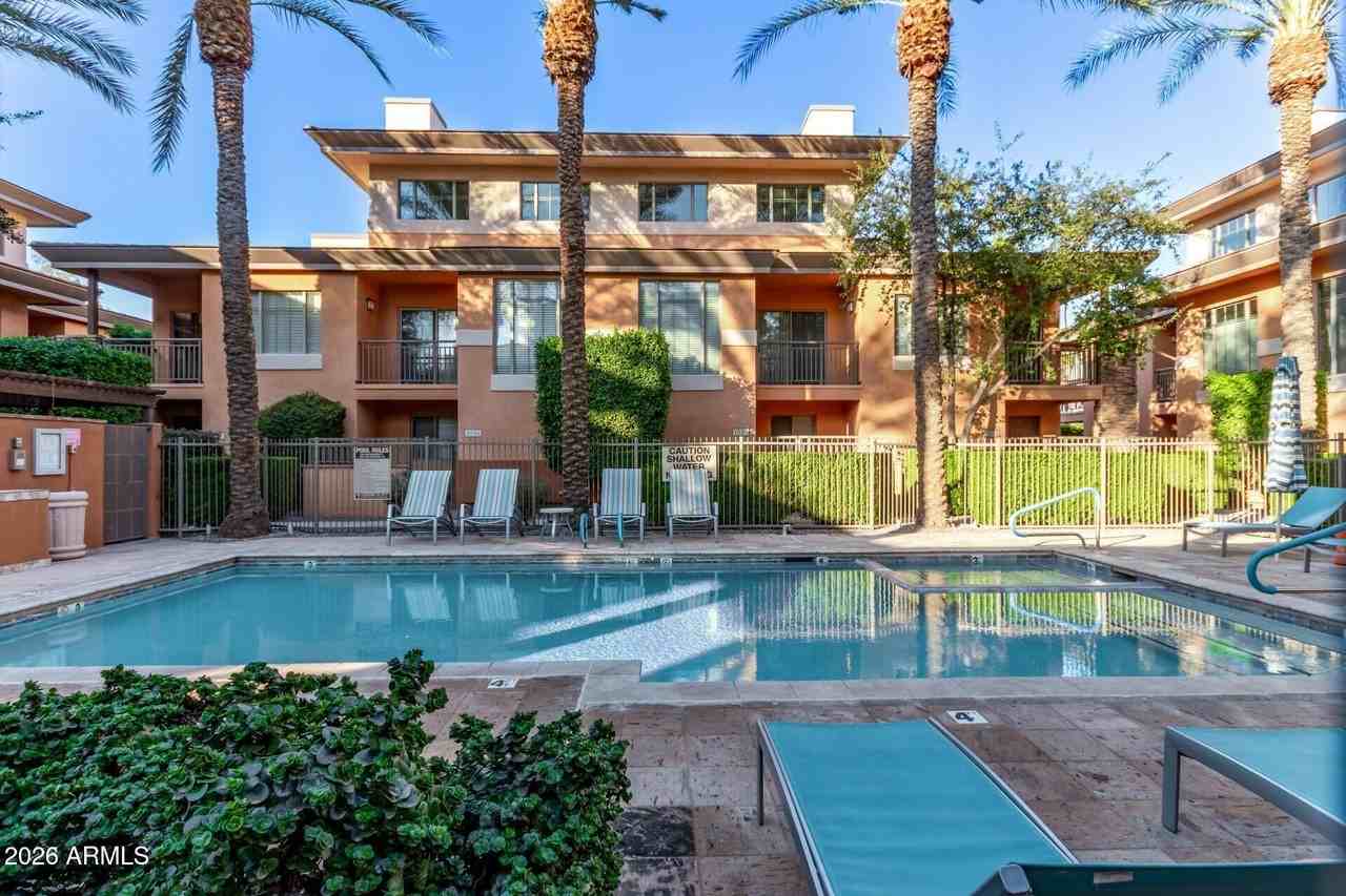 6940 E Cochise Rd Unit 1016 #1016 - Photo 3 of 4