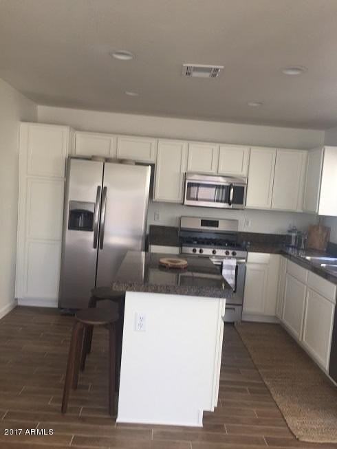 2829 E Glenhaven Dr - Photo 3 of 15