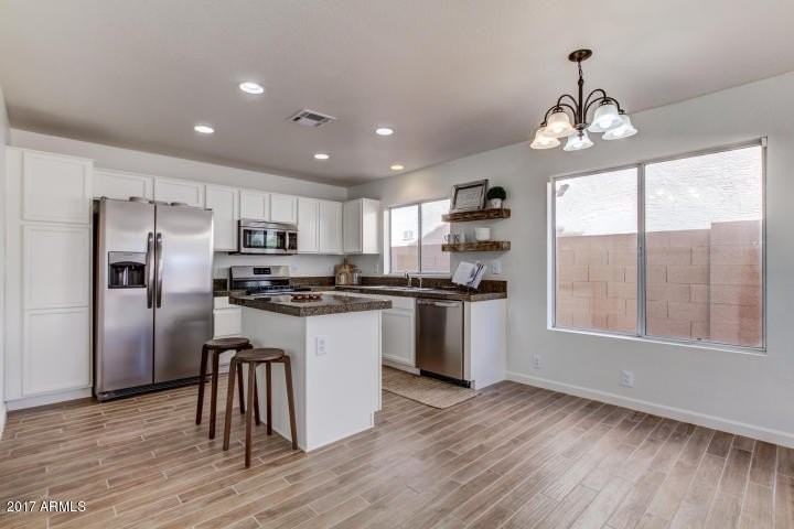 2829 E Glenhaven Dr - Photo 4 of 15