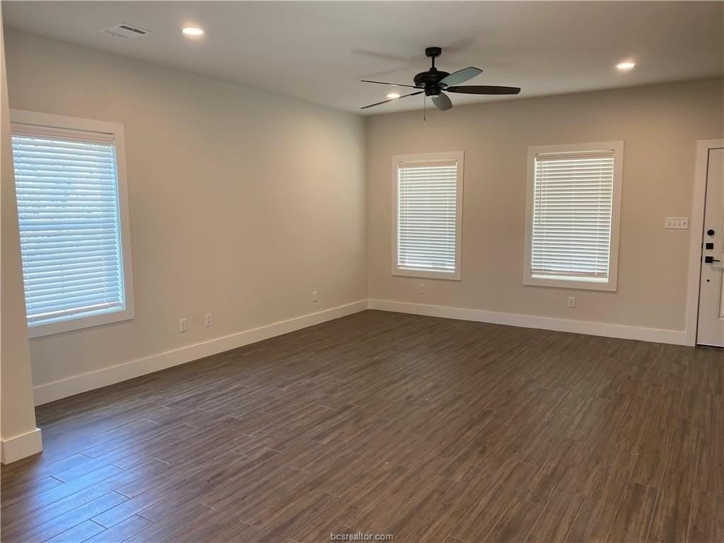 205 Sterling St #C - Photo 4 of 18