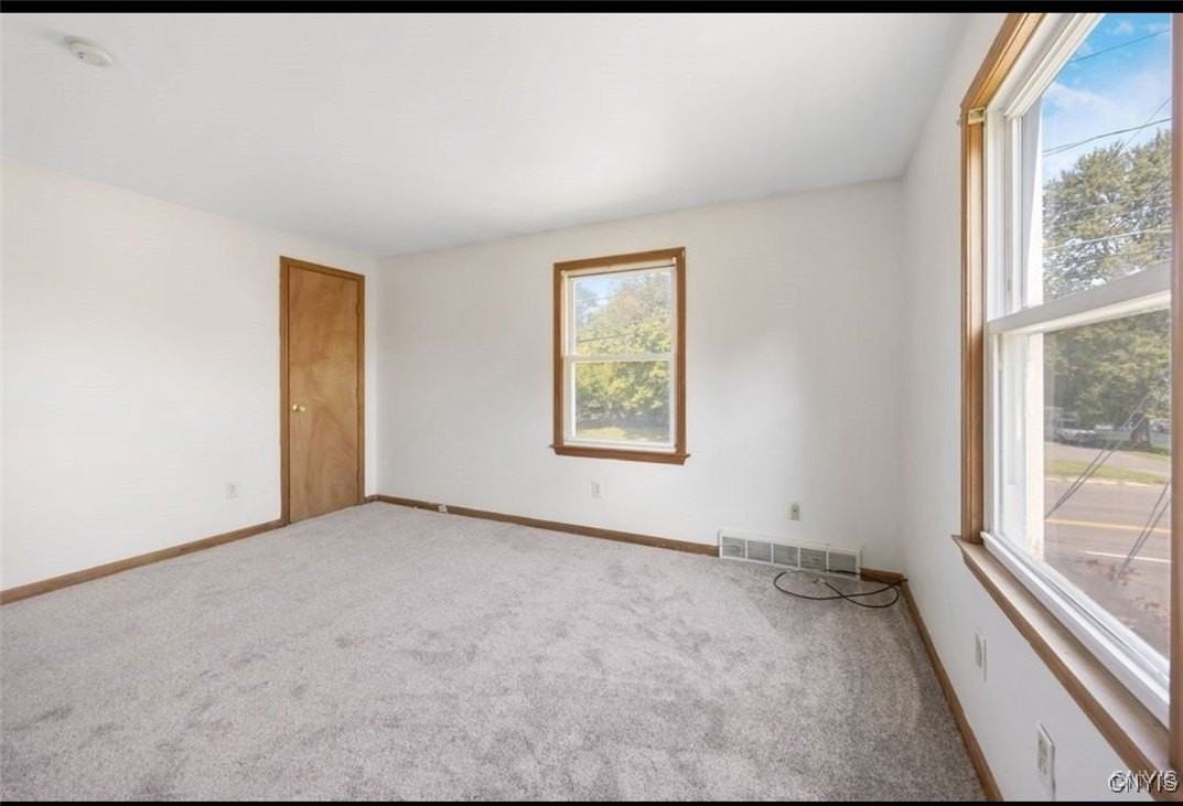 5696 Caughdenoy Rd - Photo 3 of 9