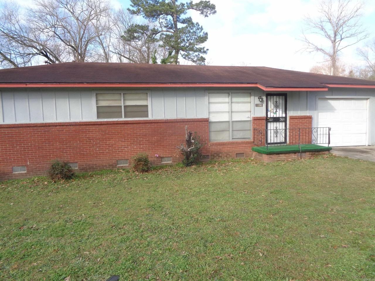 2200 Dennison St - Photo 2 of 17