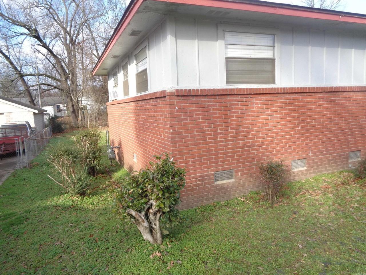 2200 Dennison St - Photo 3 of 17