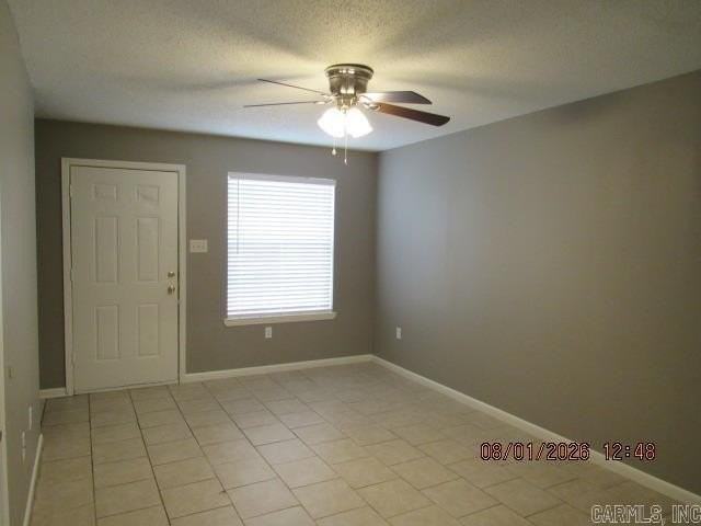 1230 Clifton St - Photo 5 of 11