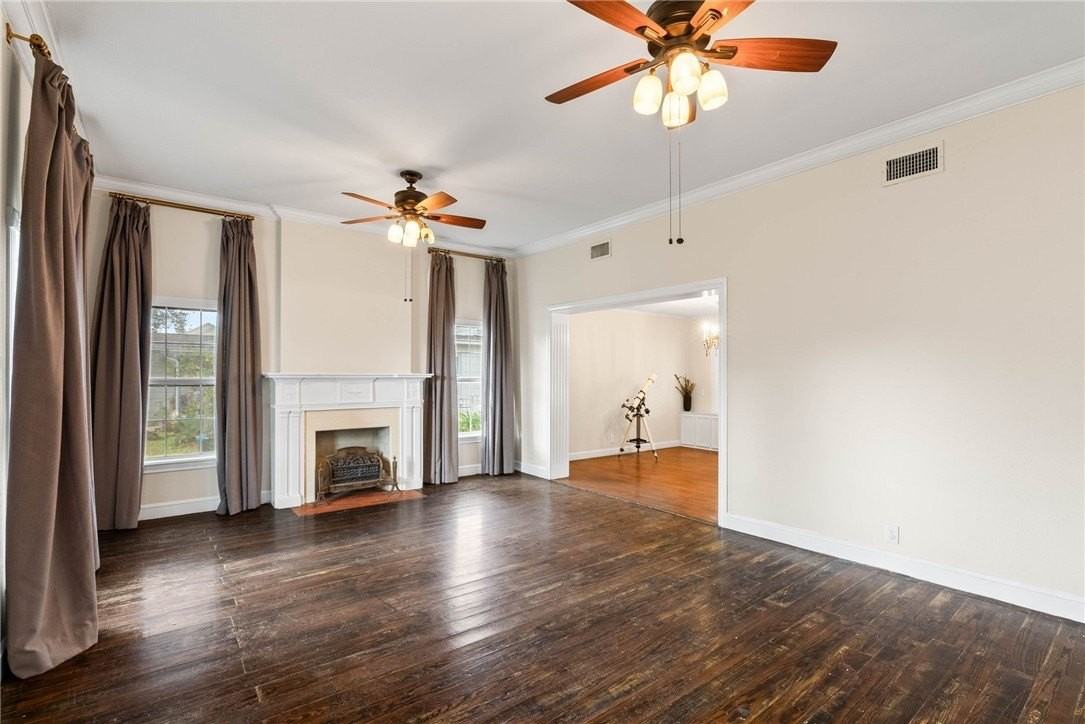 314 Laurel Dr - Photo 3 of 40