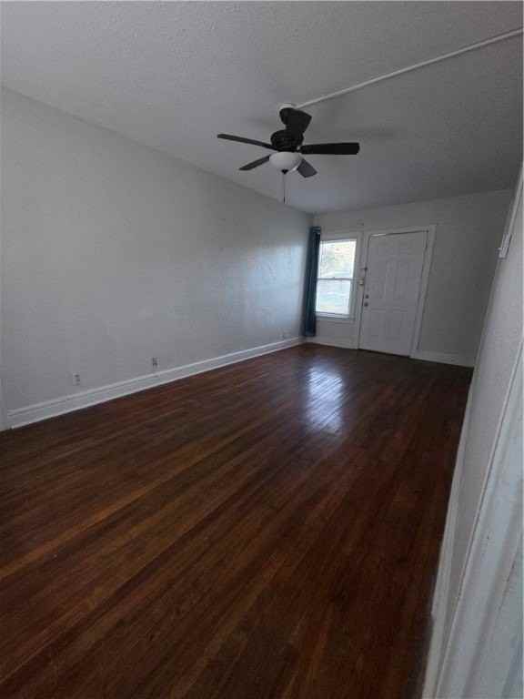 810 Ohio Ave - Photo 3 of 6