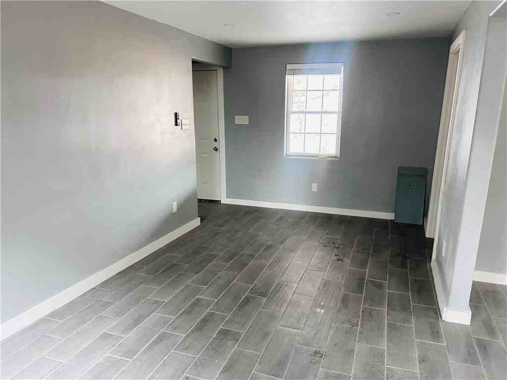 516 E 6th St Unit B #B - Photo 5 of 12