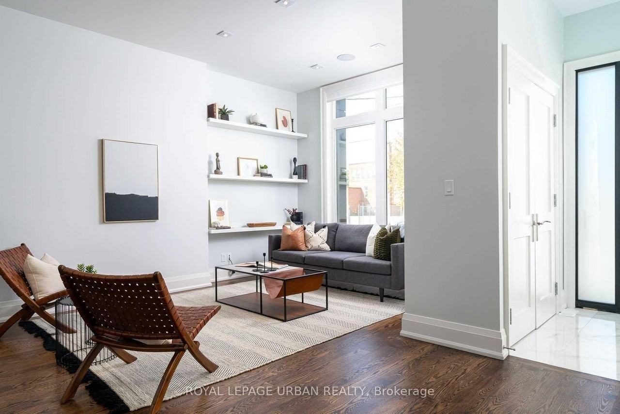 285 Joicey Boulevard - Photo 3 of 39