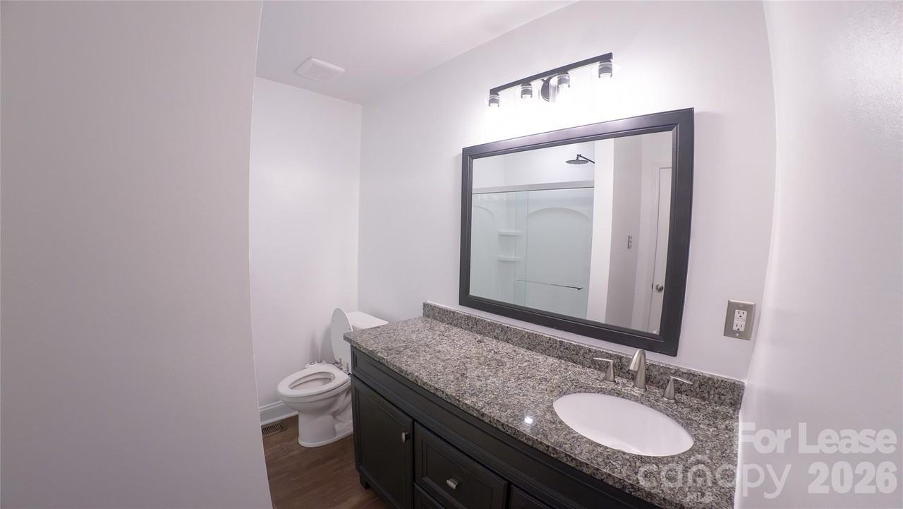 100 Willow Run Dr Apt 2 #2 - Photo 7 of 28