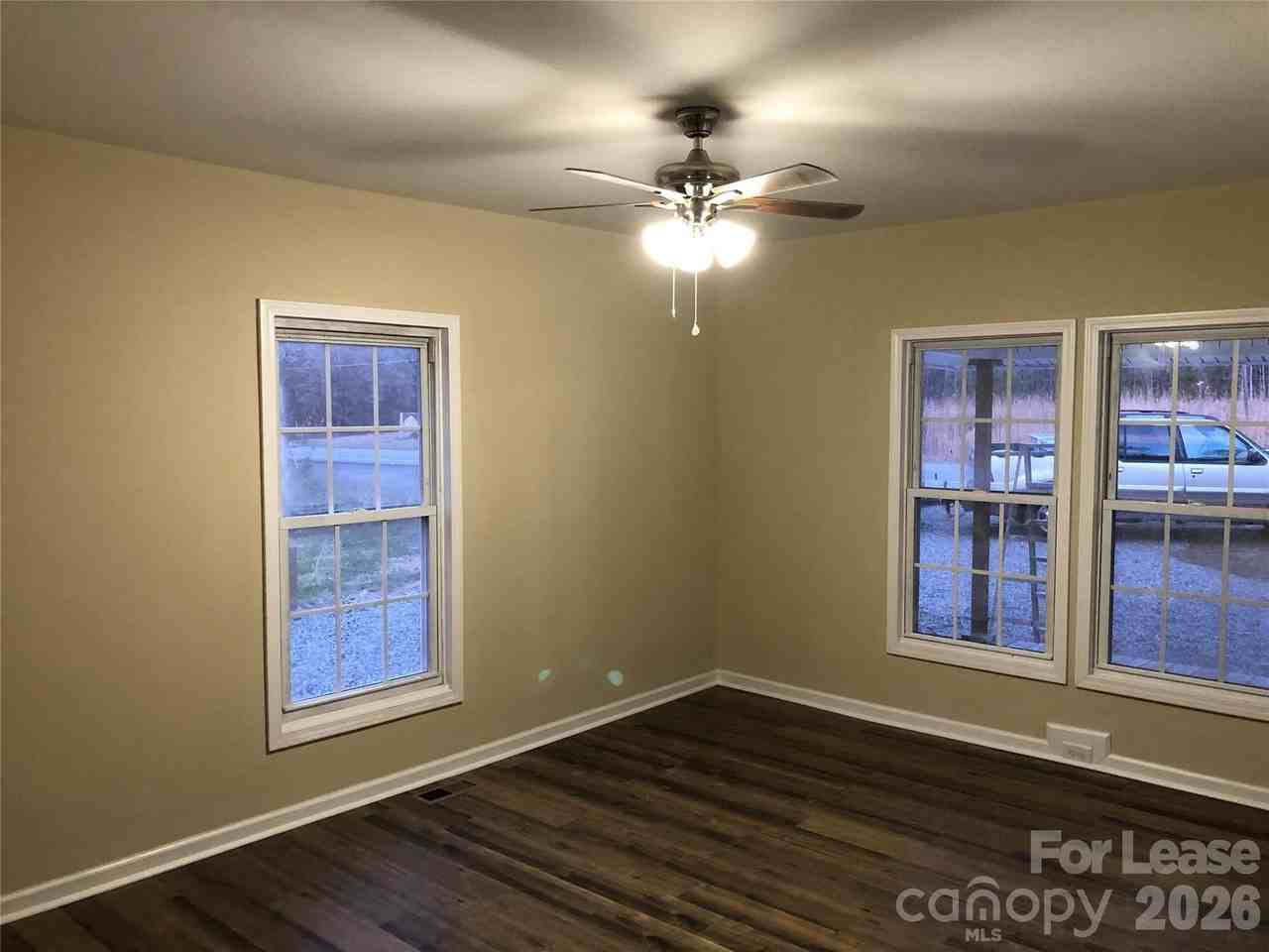 3714 E Highway 27 - Photo 5 of 11