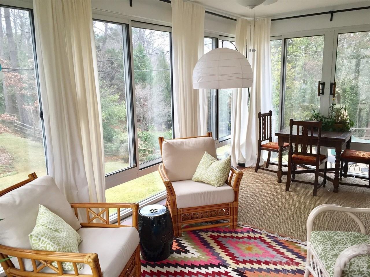 3922 Fellsway Rd - Photo 7 of 31