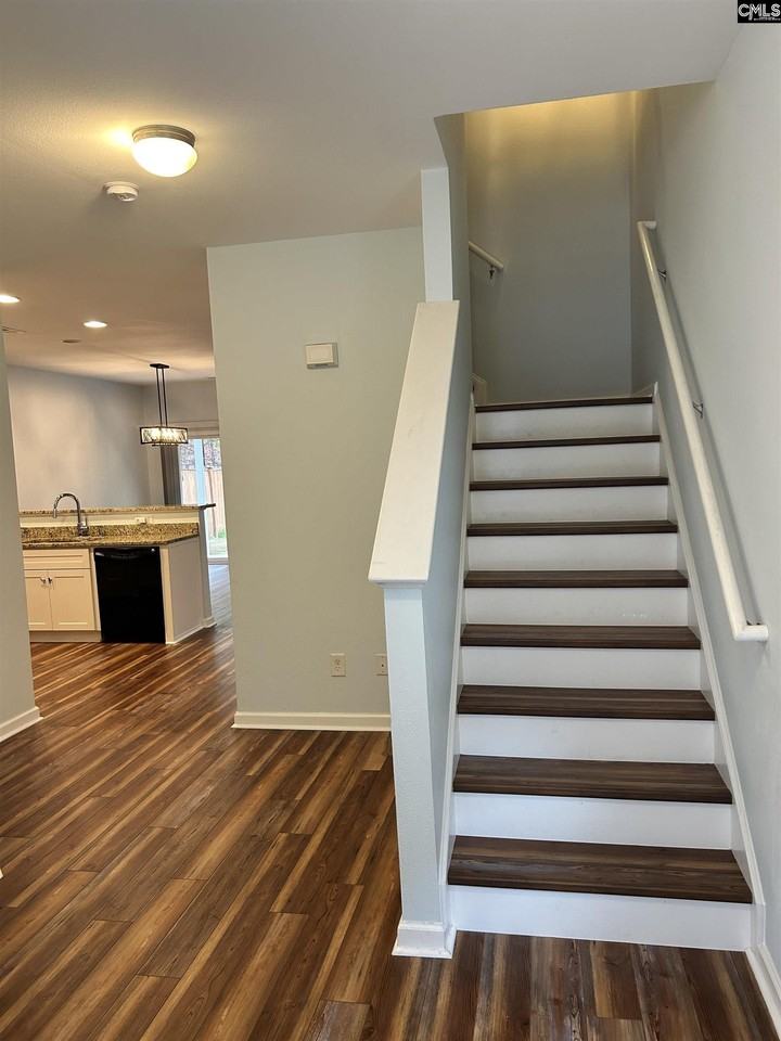 454 Westmoreland Rd - Photo 3 of 45