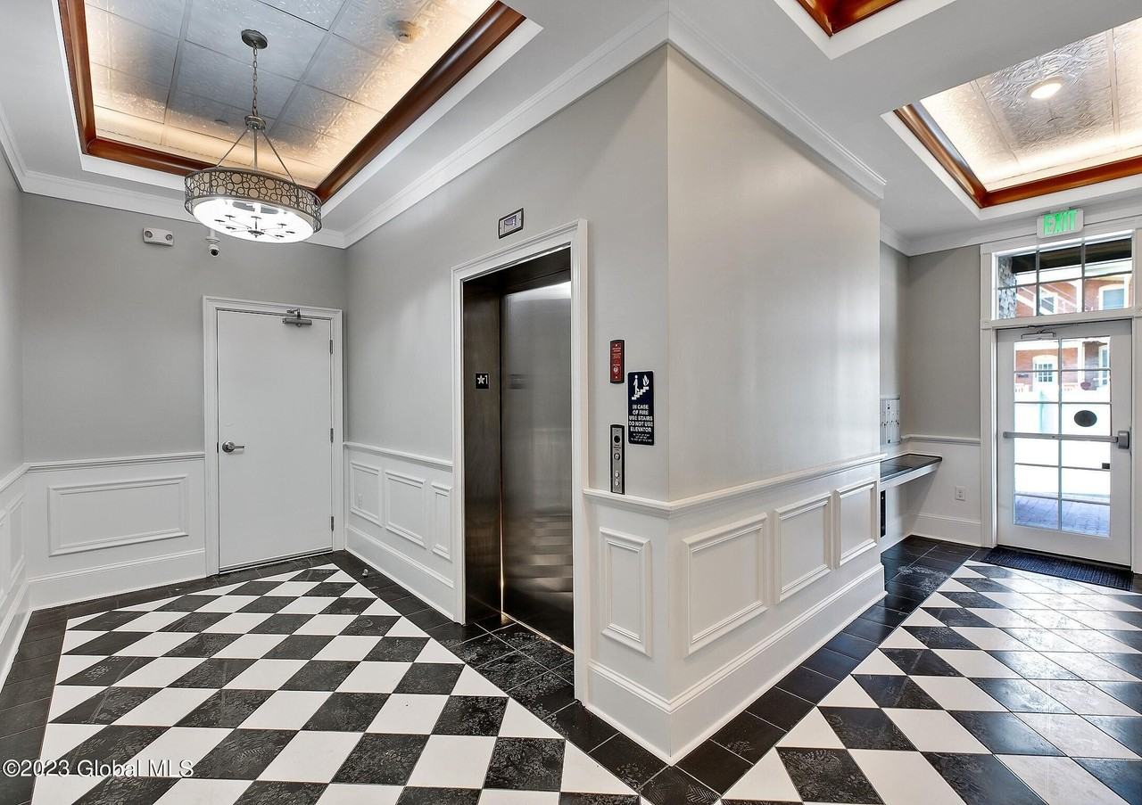 25 Lawrence St Ste 3b #3B - Photo 4 of 16