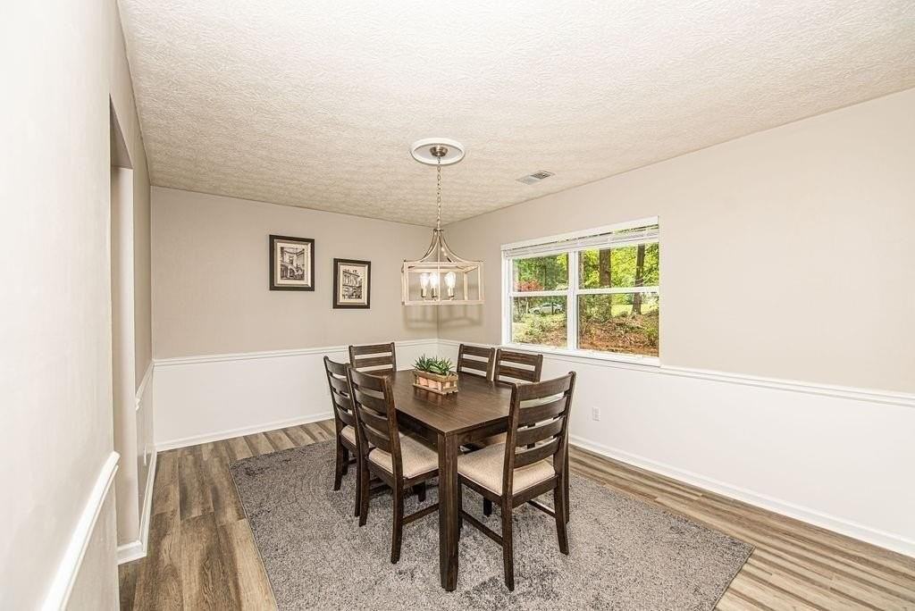 180 Crabtree Dr W - Photo 5 of 25