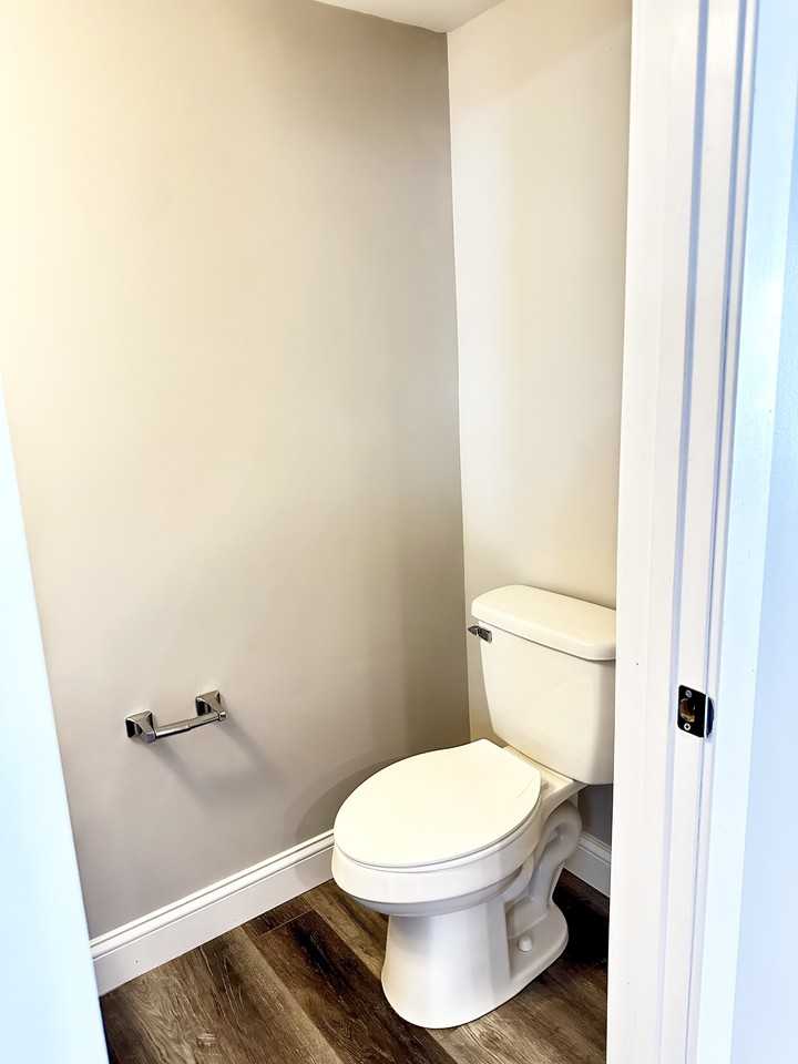 2230 Cordova Ct #B - Photo 4 of 9