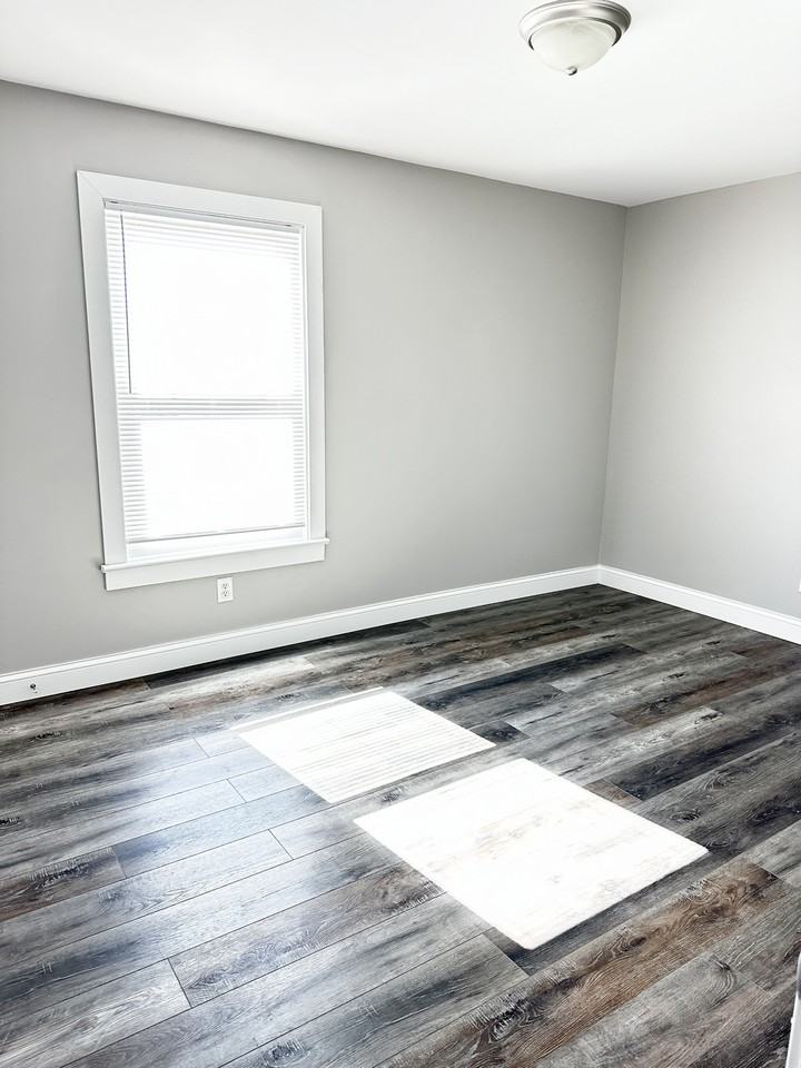 2230 Cordova Ct #B - Photo 7 of 9