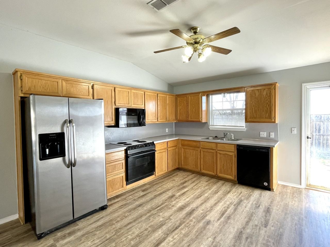 2301 Cimmarron Dr #1 - Photo 3 of 17