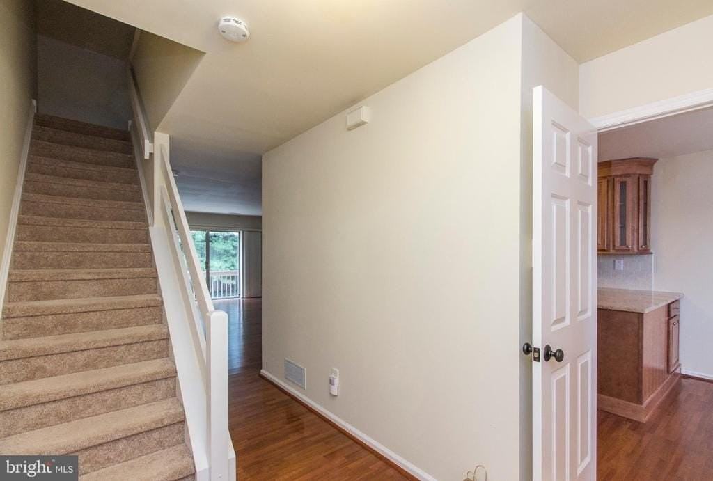 50 Woodside Rd #17 - Photo 3 of 26