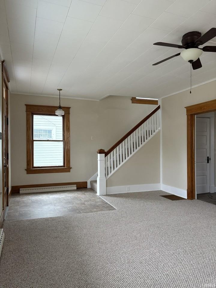 1702 Crescent Ave - Photo 2 of 10