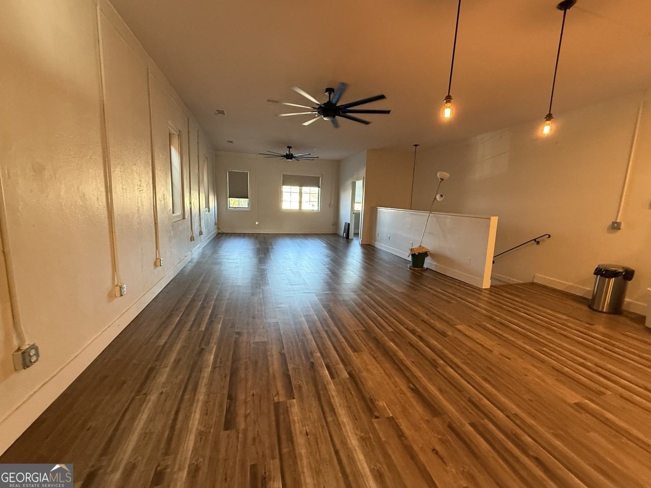 95 W Franklin St - Photo 4 of 12