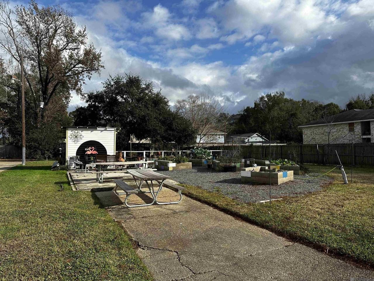 151 Richland Ave #6 - Photo 3 of 9