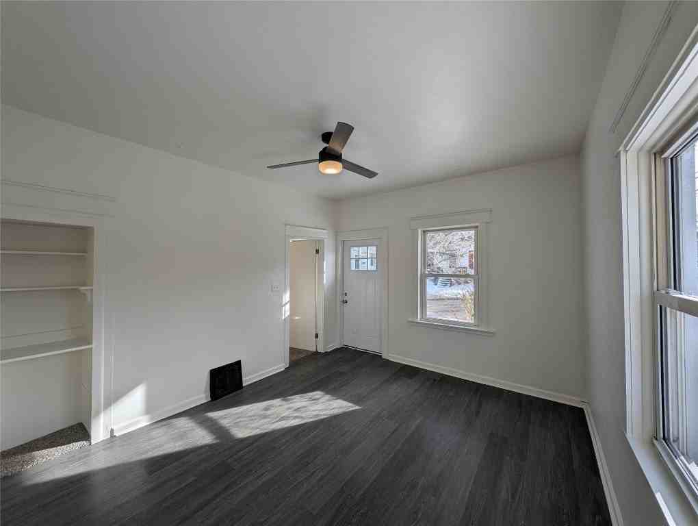 502 E 2nd St - Photo 3 of 8