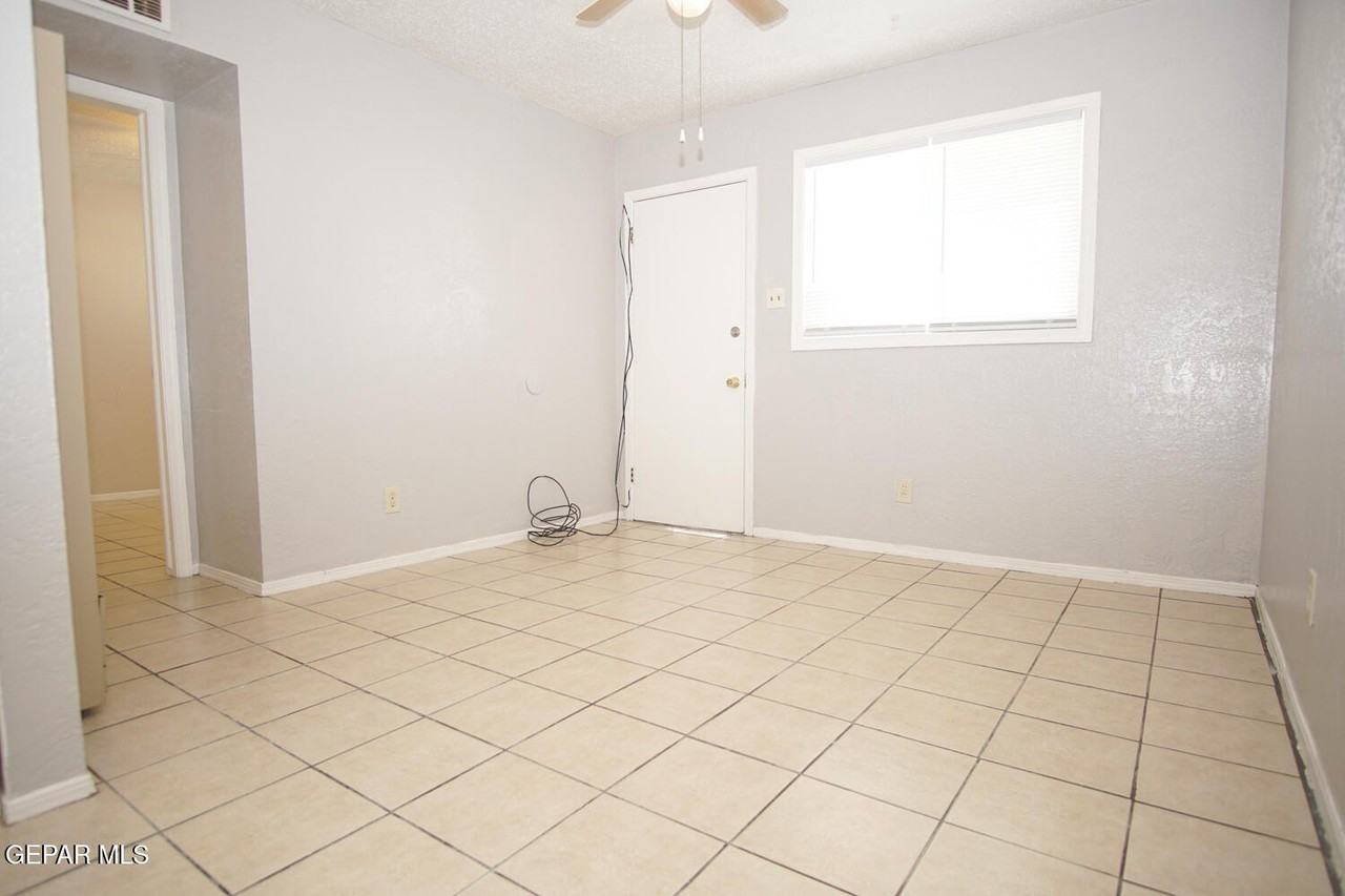 3803 Tyler Ave Apt 2 #2 - Photo 4 of 10