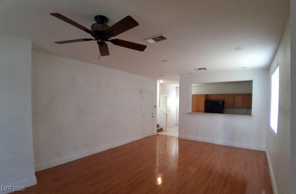 1215 Oak Village Ave - Photo 2 of 12