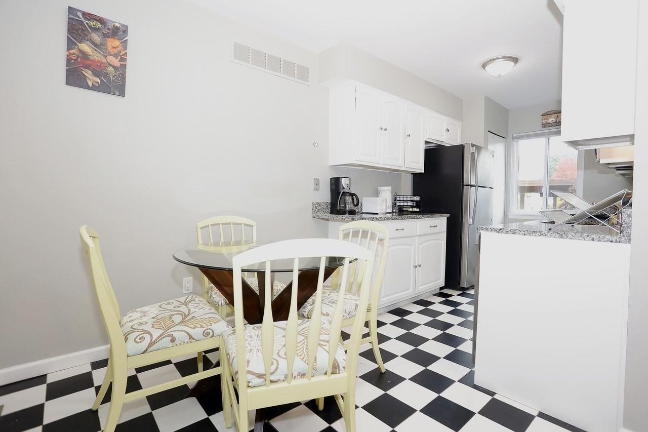 1616 Washtenaw Rd - Photo 5 of 14