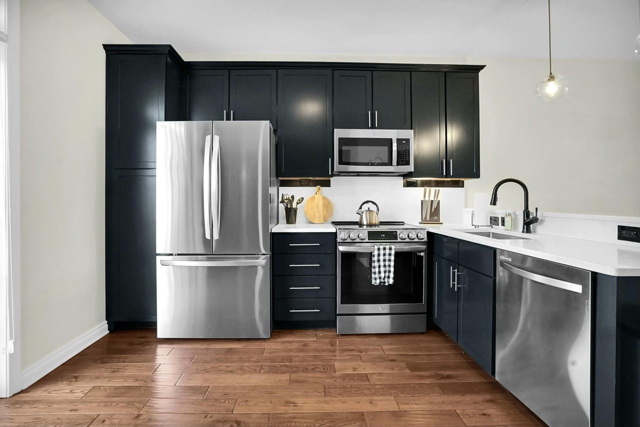 509 Lewis St - Photo 3 of 15