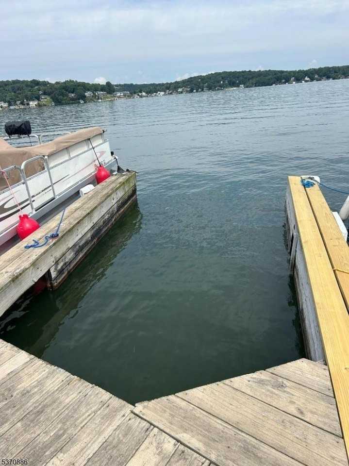 19 Windemere Ave #1 - Photo 3 of 17