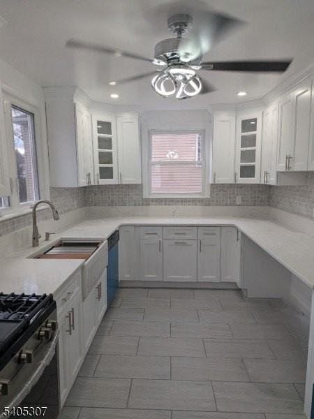 134 S Clinton St - Photo 3 of 13