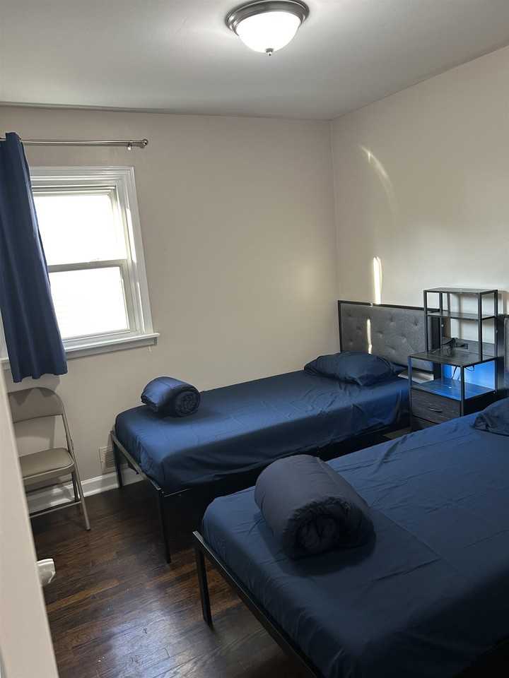 43 Colonial Dr #1 - Photo 6 of 9