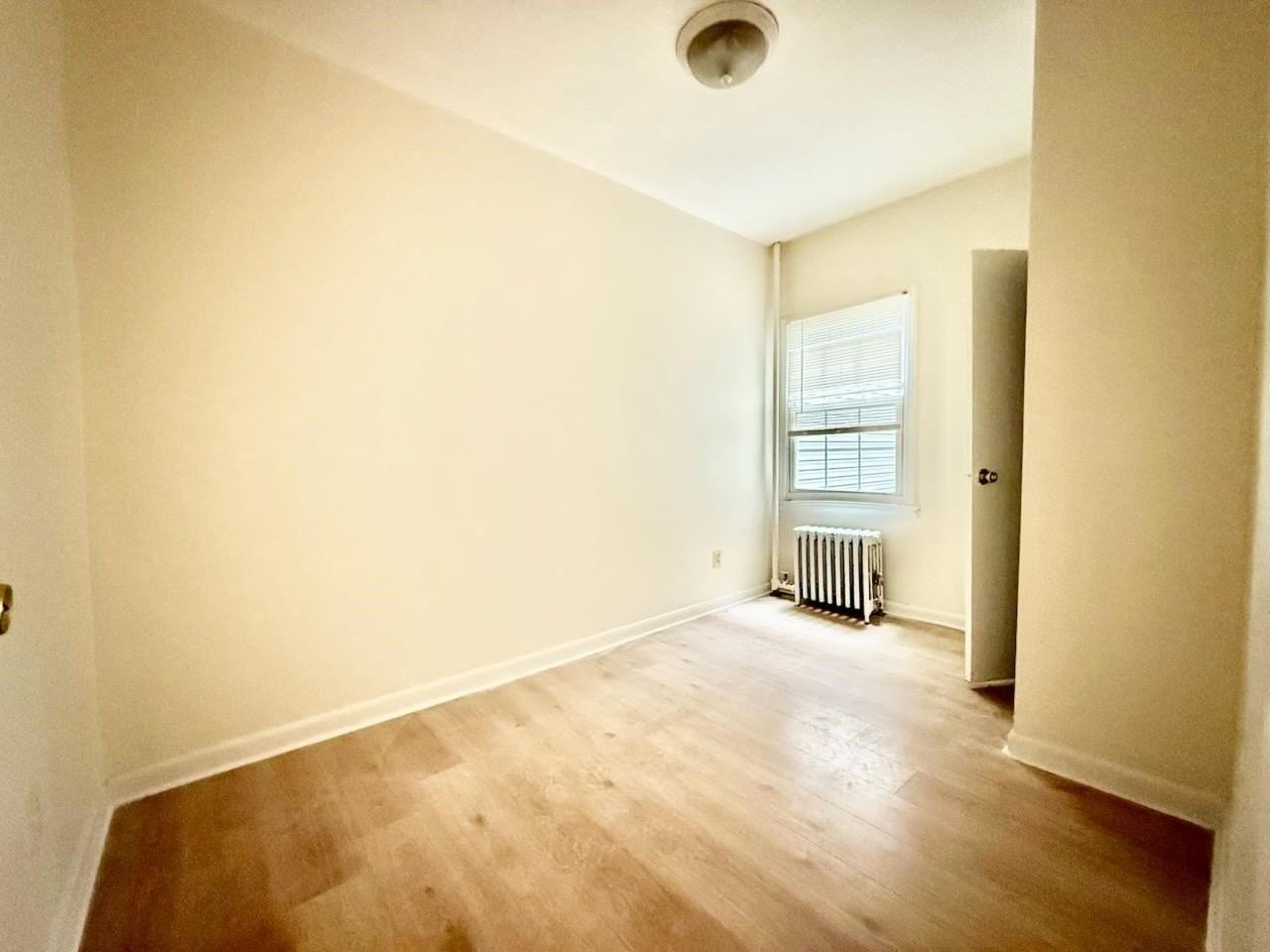 318 Danforth Ave #1R - Photo 6 of 12