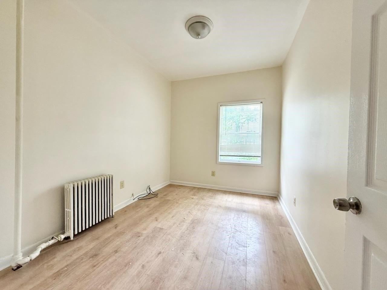 318 Danforth Ave #1R - Photo 7 of 12