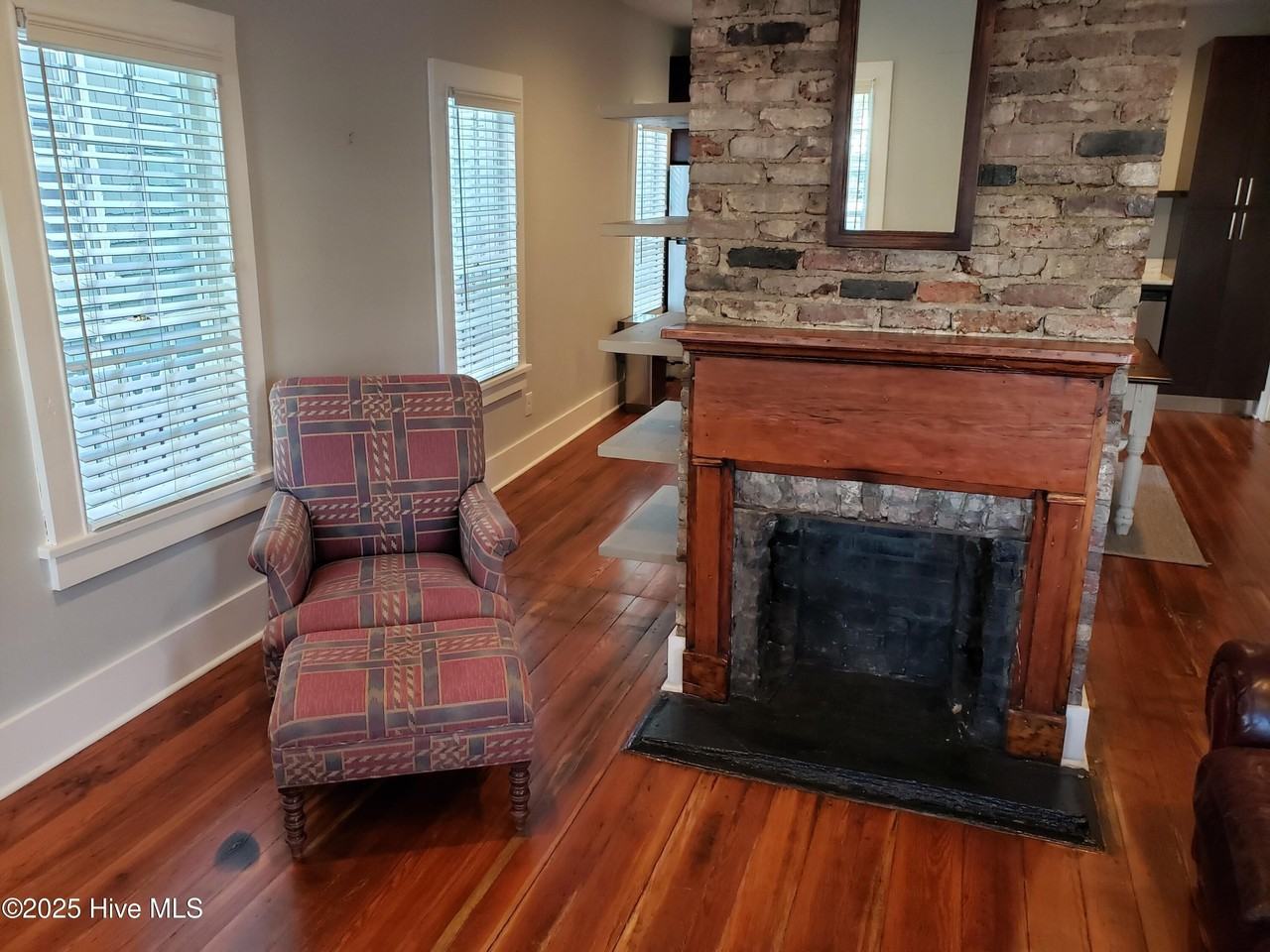 414 Orange St Apt A #A - Photo 2 of 8