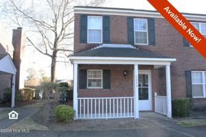 featured image of 5050 Lampost Cir