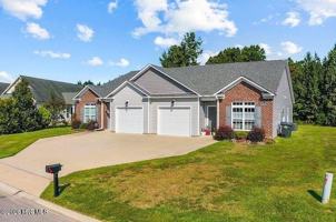 featured image of 2516 Brookville Dr Unit B #B