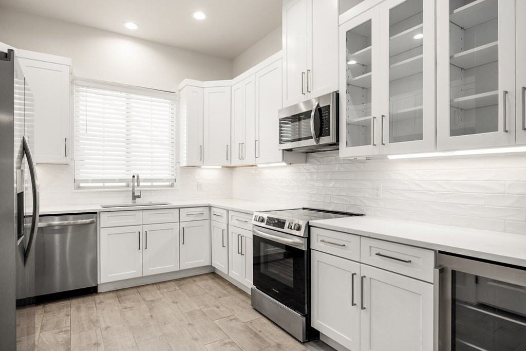 3200 Pinnacle Club Dr Unit 22 - Photo 6 of 19