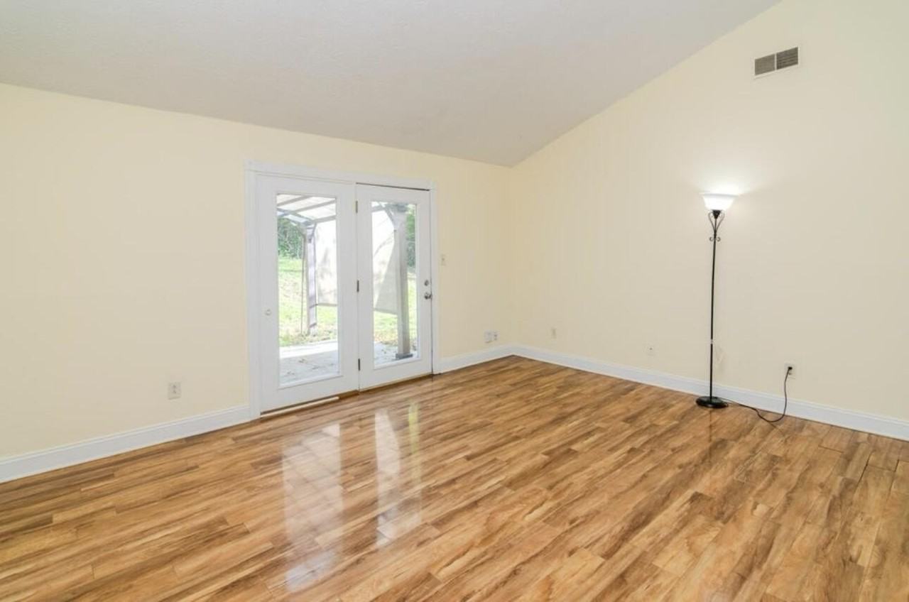 3829 Niagara Dr - Photo 6 of 13