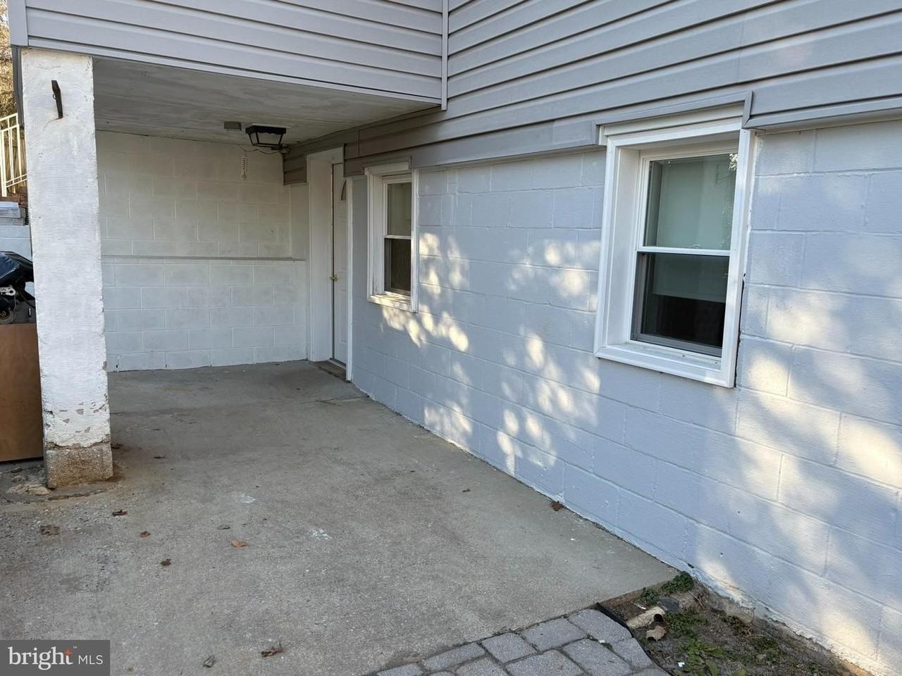 2851 New Windsor Rd - Photo 3 of 18