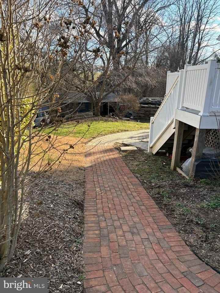 2851 New Windsor Rd - Photo 4 of 18