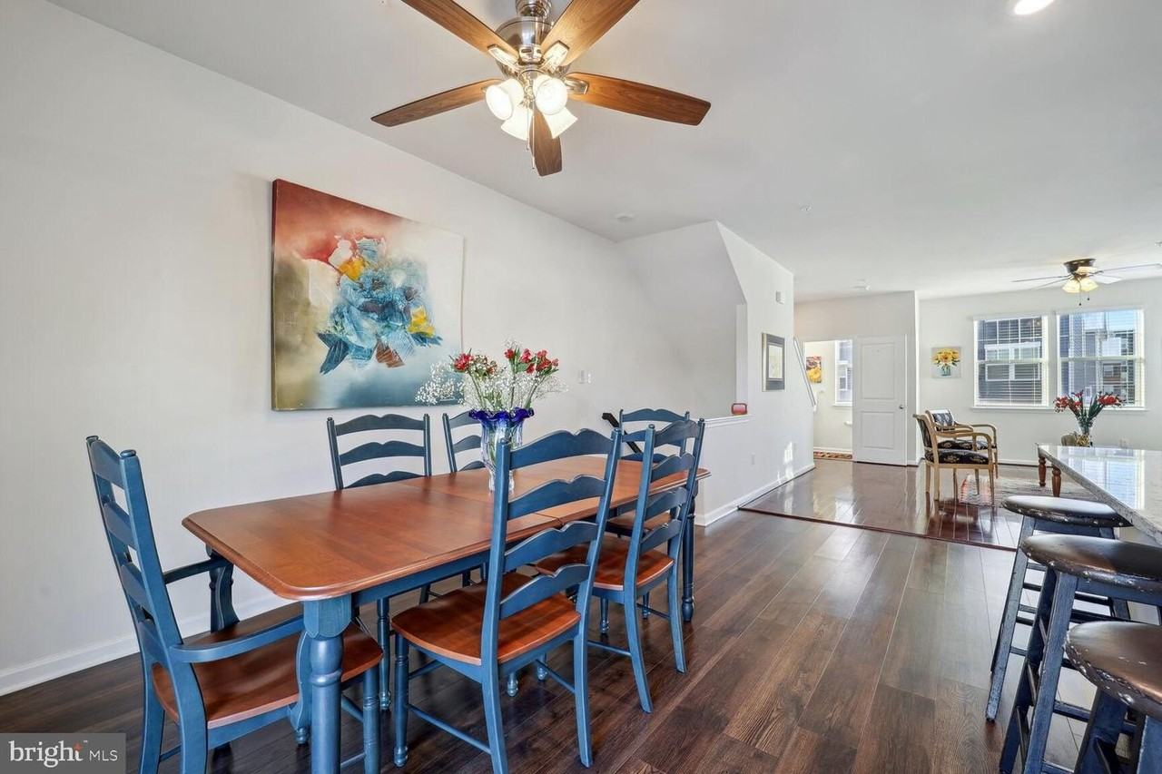 9710 Ruby Lockhart Blvd - Photo 6 of 46