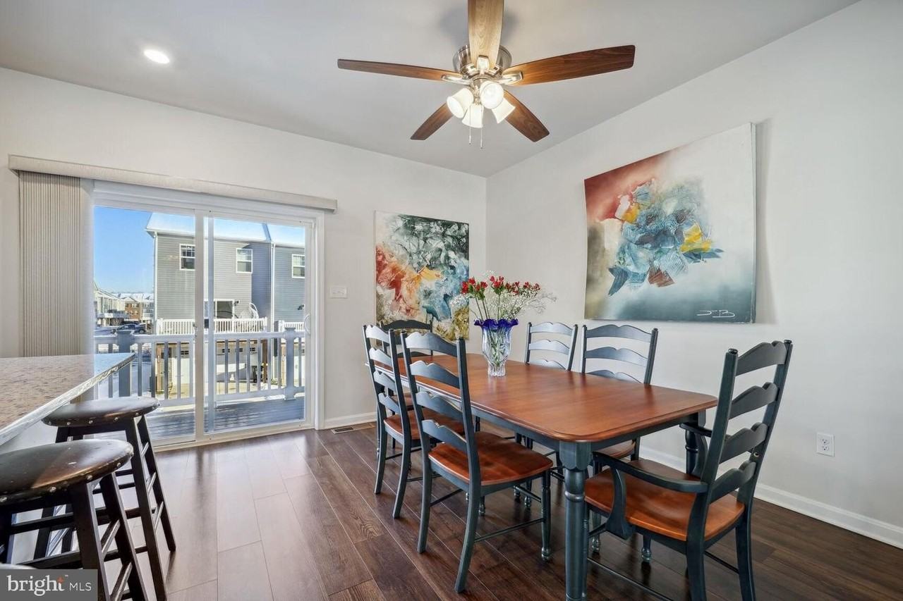 9710 Ruby Lockhart Blvd - Photo 7 of 46