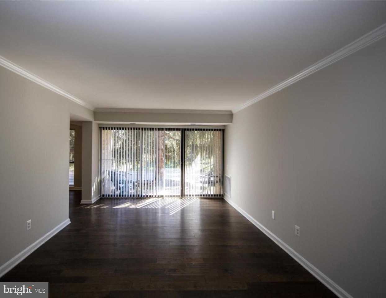 2030 Royal Fern Ct - Photo 2 of 9