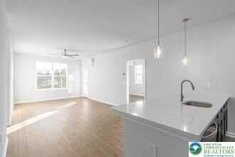 430 Cambria St Unit 303 #303 - Photo 2 of 9